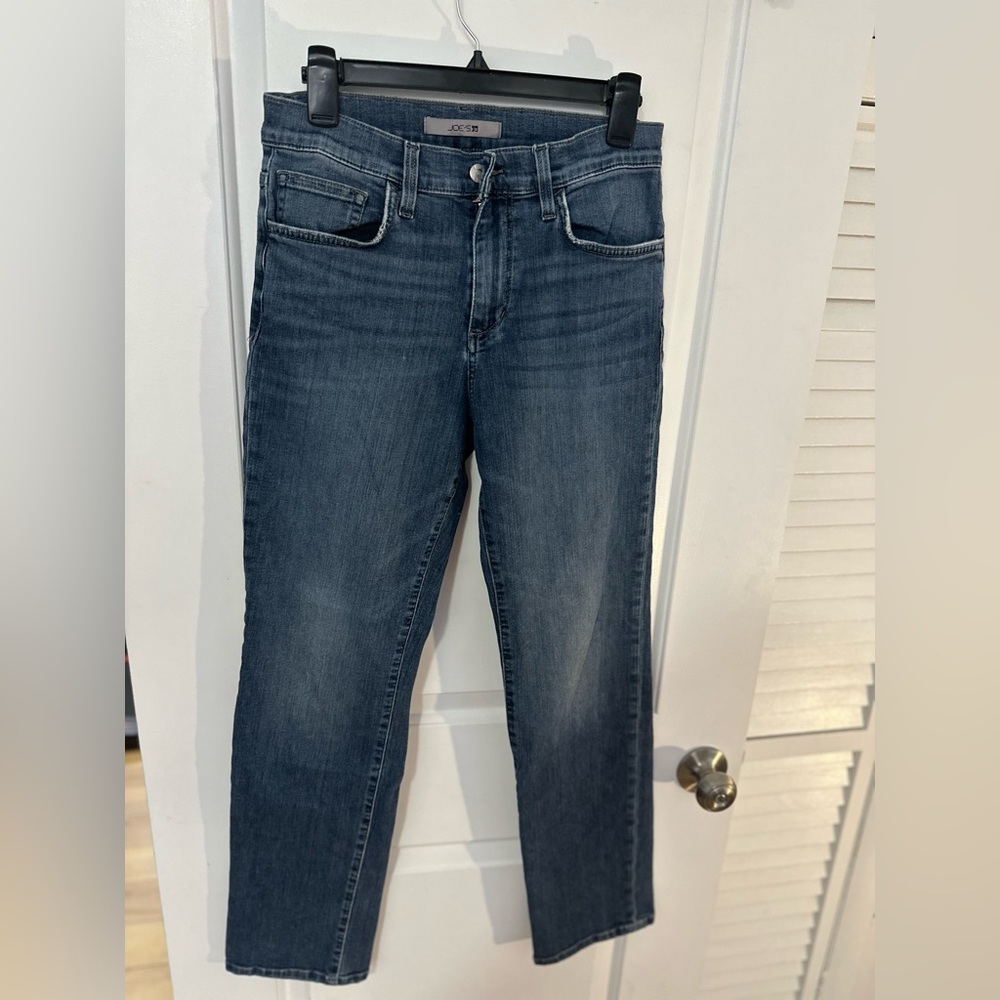 Joe's Jeans Men's Slim Straight Jeans in Medium Blue Wash